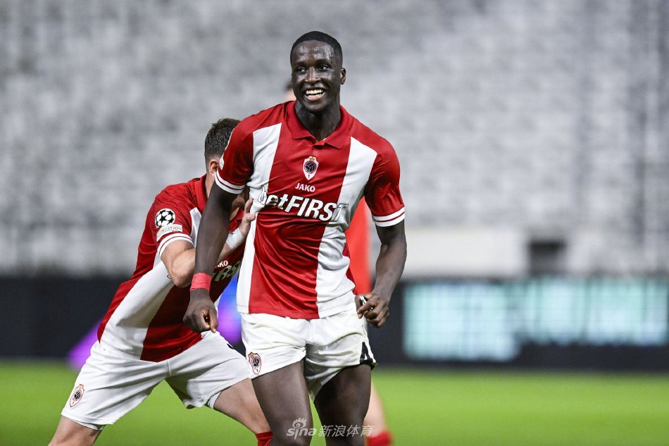 盘带与射门 盘带与射门